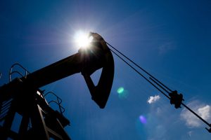Нефть дешевеет в преддверии заседания ОПЕК+