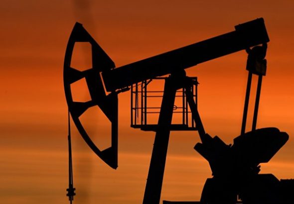 Цены на нефть ускорили темпы роста на статистике из США
